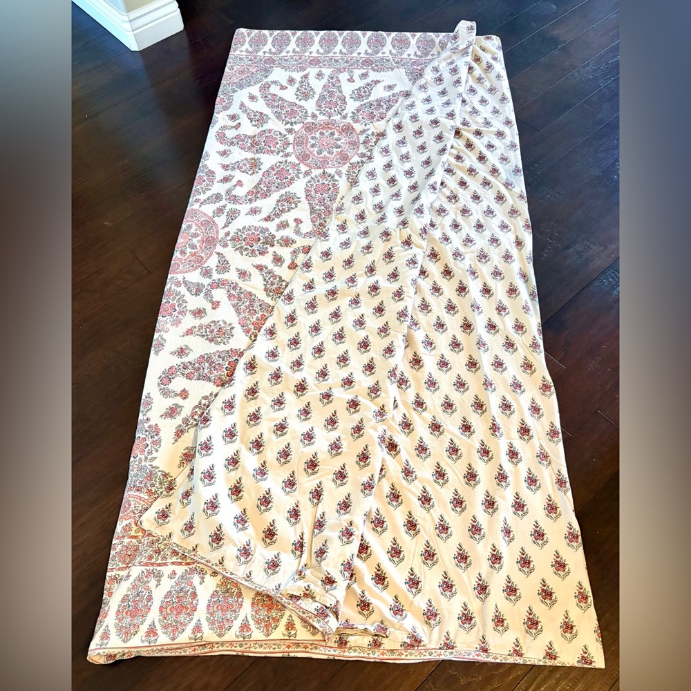 🔴 POTTERY BARN REMY FLORAL PAISLEY MEDALLION QUEEN SIZE DUVET WITH TWO SHAMS 🔴 - Picture 2 of 2